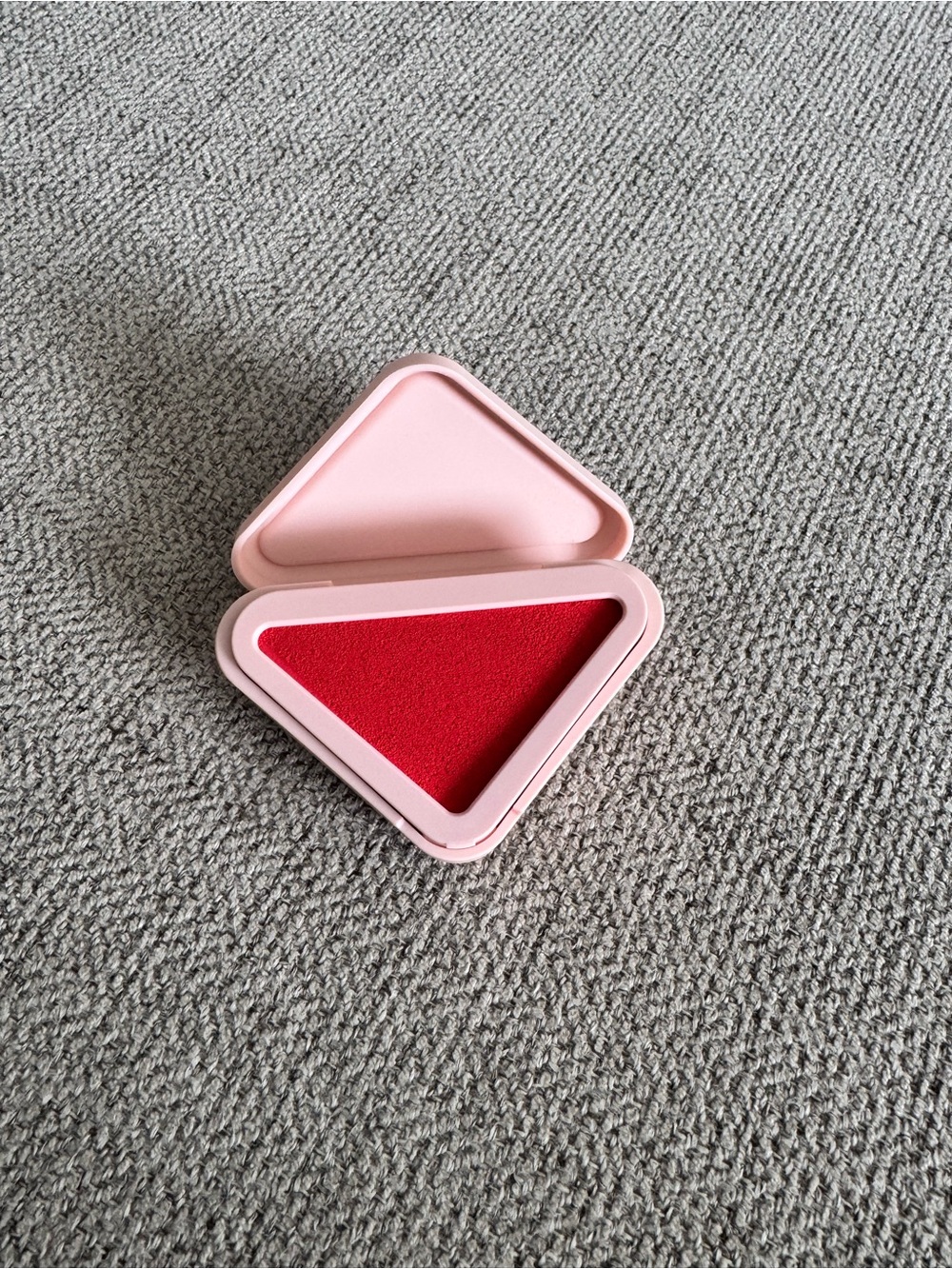 Prada Touch Cream-to-Powder Blush - Picture 2 of 4